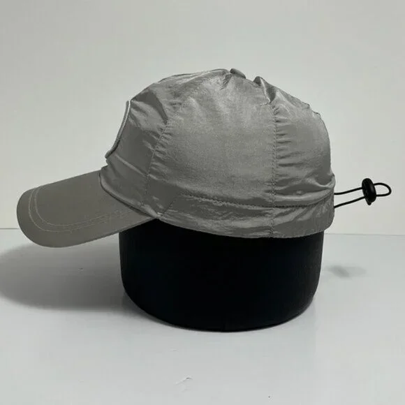 Stone Island NYLON METAL IN ECONYL Compass Patch Cap Grey Silver - Picture 6 of 10